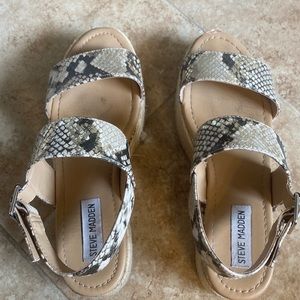 Steve Madden Snakeskin platform sandals